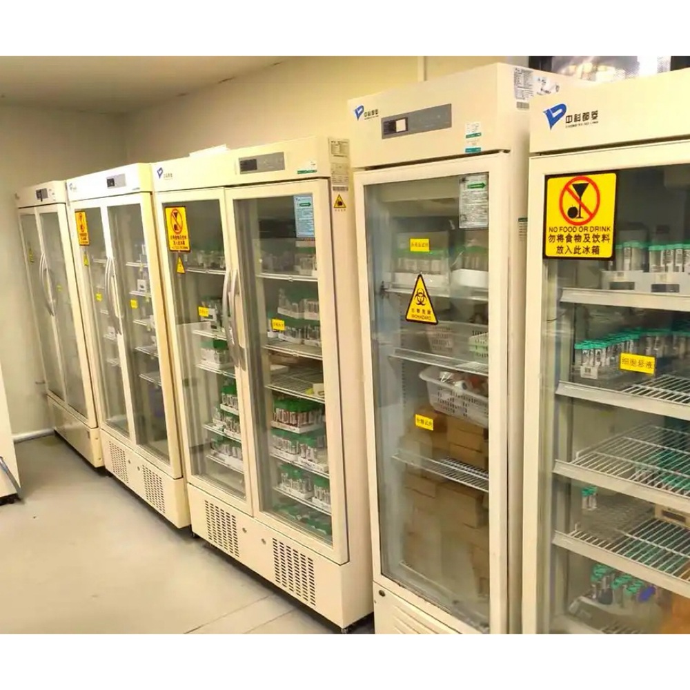 Подходит для всех новых умных  – обзор и цена Commercial Kitchen Door
